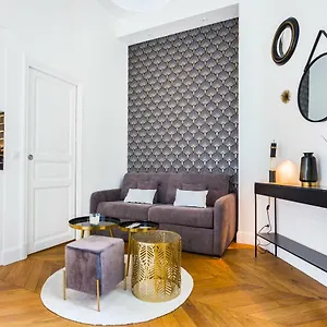 Elegant - 2p - Trocadero - Eiffel Tower Apartment Paris